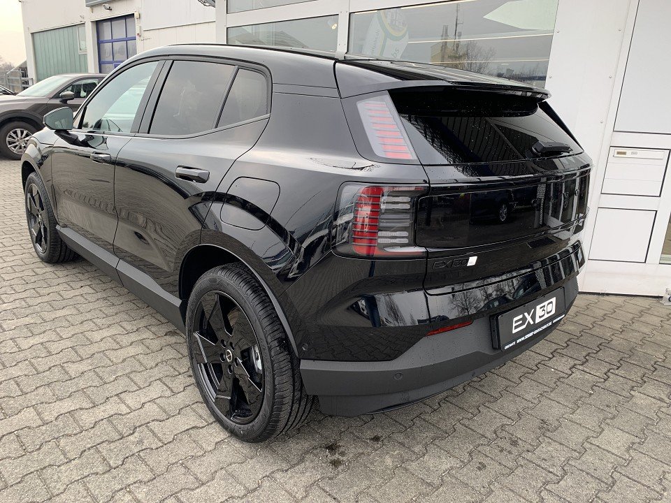 Volvo EX30 Twin Ultra Black Edition EX30 Twin Ultra Black Edition  