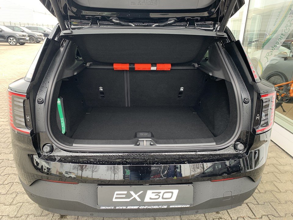 Volvo EX30 Twin Ultra Black Edition EX30 Twin Ultra Black Edition  