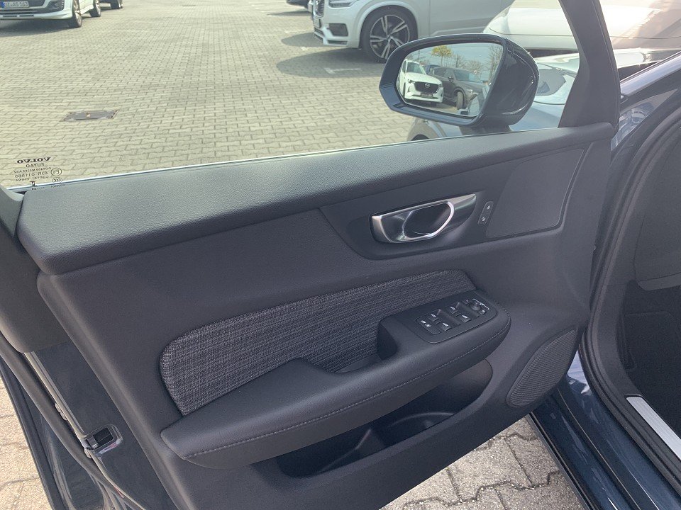 Volvo V60 B4 Core V60 B4 Core  
