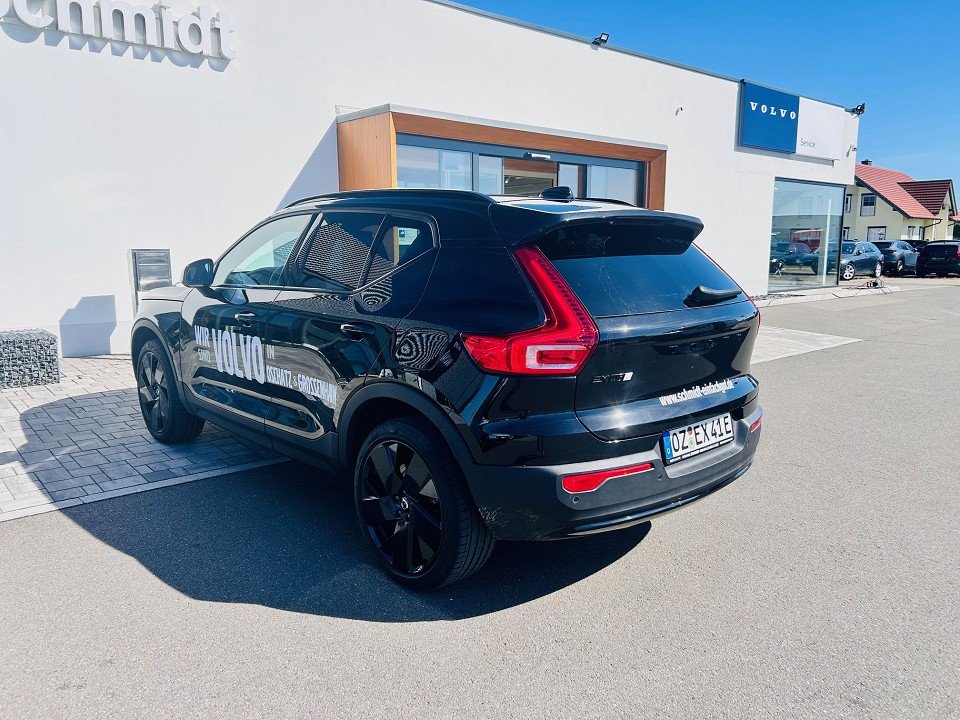 Volvo EX40 Ultra Twin Performance Black Edition 325 kW Twin Motor Performance AWD Ultra Black Edit  