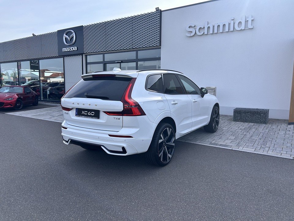 Volvo XC60 Ultra Dark Vollausstattung Ultra Dark Recharge Plug-In Hybrid AWD  