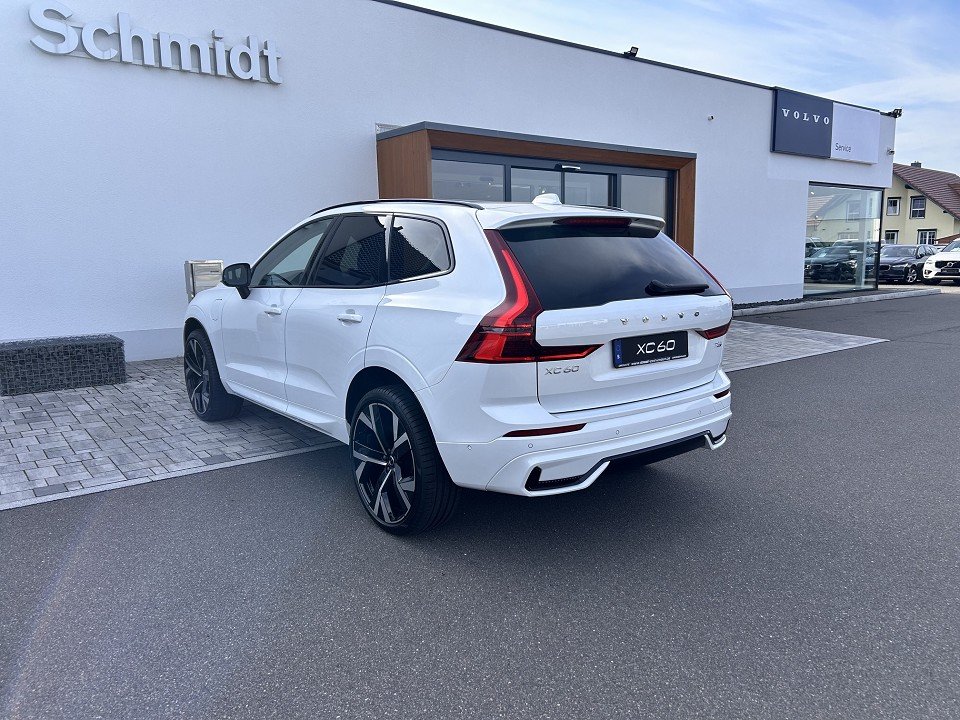 Volvo XC60 Ultra Dark Vollausstattung Ultra Dark Recharge Plug-In Hybrid AWD  