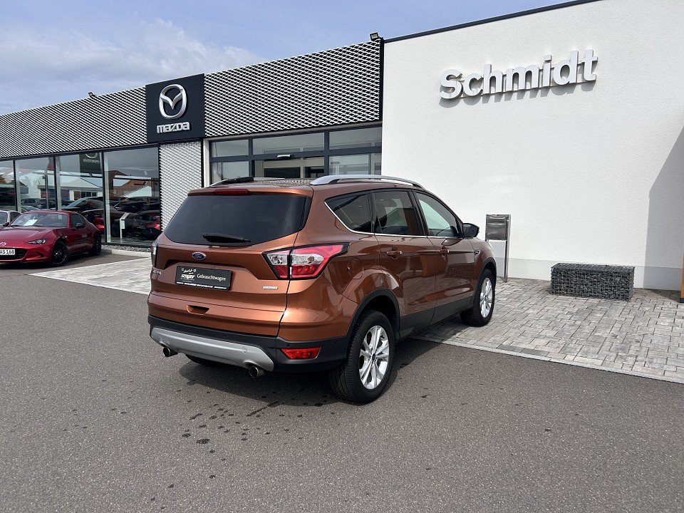 Ford Kuga (CBS)(2013->) Titanium  