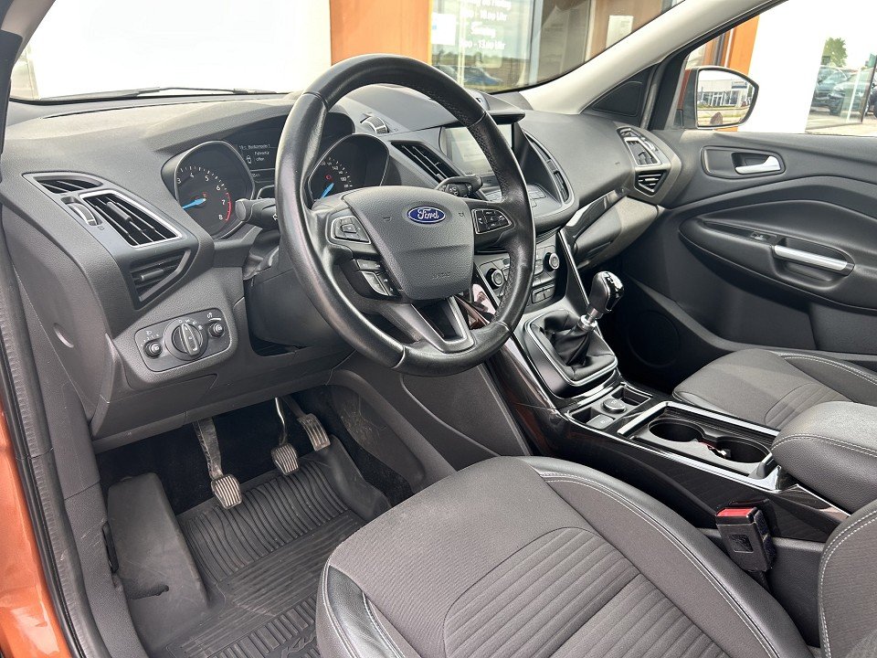 Ford Kuga (CBS)(2013->) Titanium  