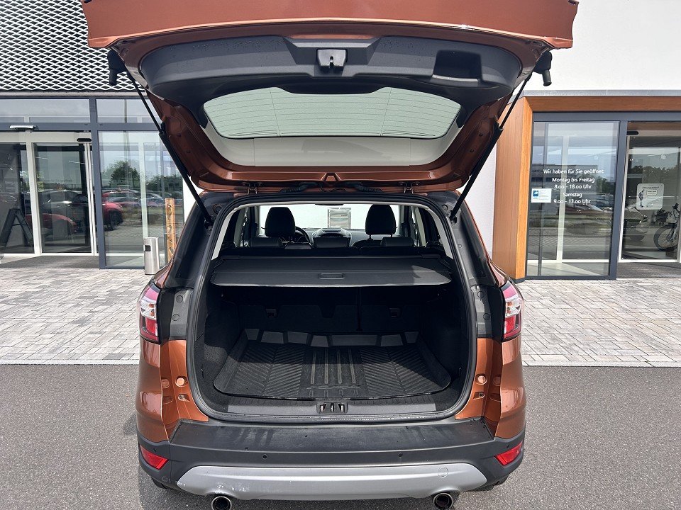 Ford Kuga (CBS)(2013->) Titanium  