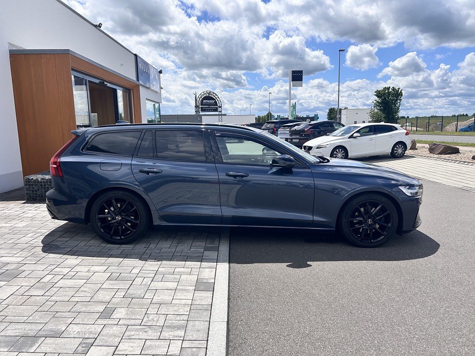 Volvo V60 Kombi D4 AWD R-Design R Design AWD  