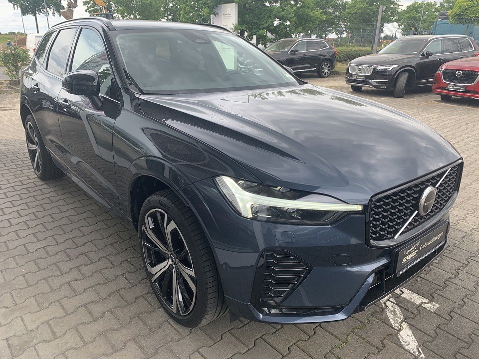 Volvo XC60 B4 AWD Ultimate Dark bel.Sitze/Polestar Leistungsoptimierung  