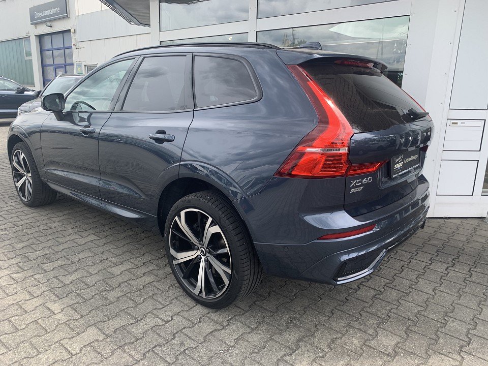 Volvo XC60 B4 AWD Ultimate Dark bel.Sitze/Polestar Leistungsoptimierung  