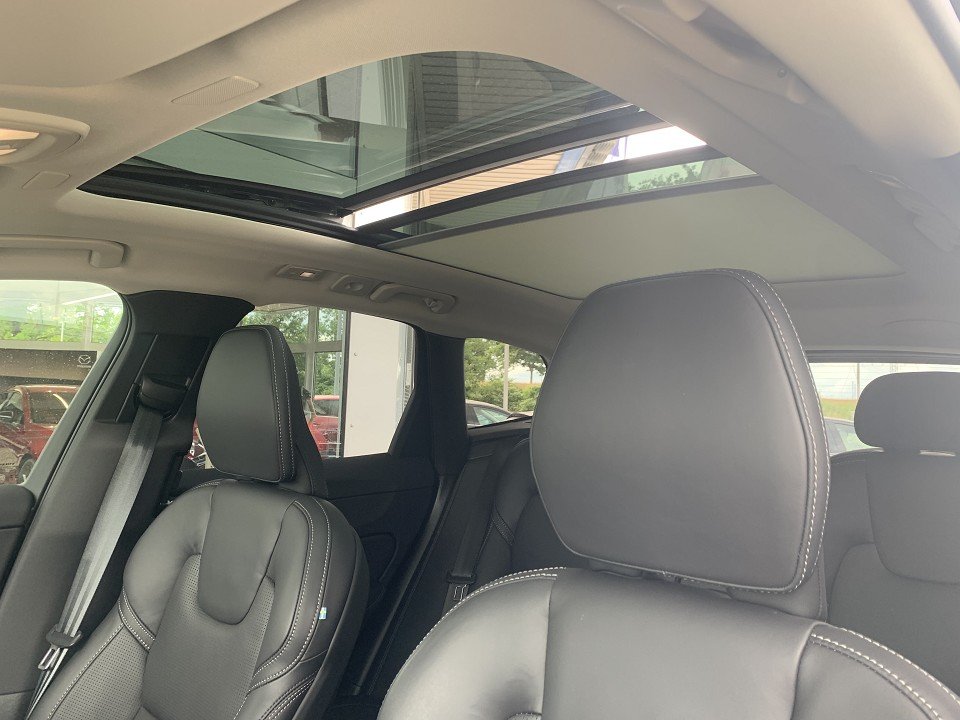 Volvo XC60 B4 AWD Ultimate Dark bel.Sitze/Polestar Leistungsoptimierung  