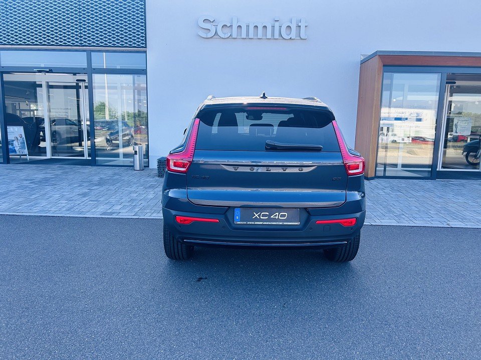 Volvo XC40 B3 Ultra Black Edition XC40 B3 Ultra Black Edition  