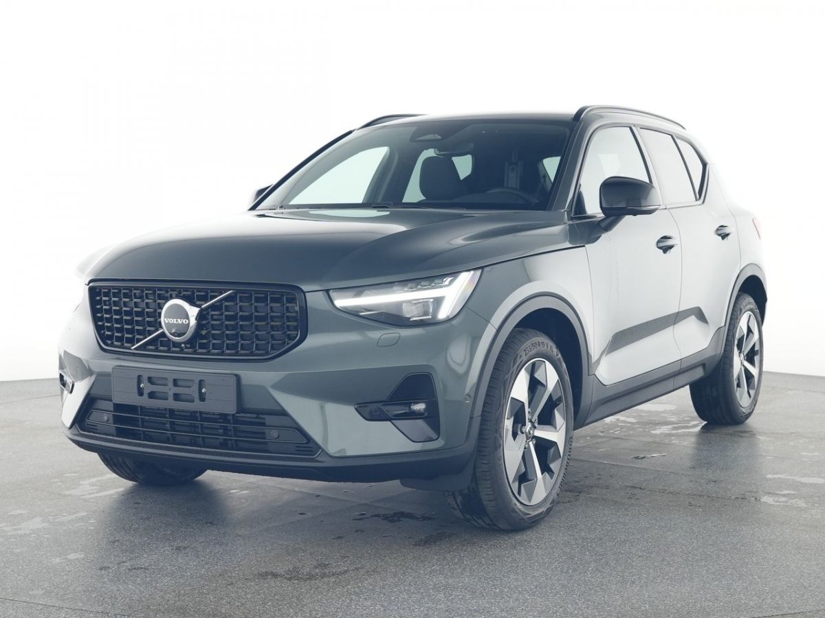 Volvo XC40 B4 Plus Dark Plus Dark 2WD  