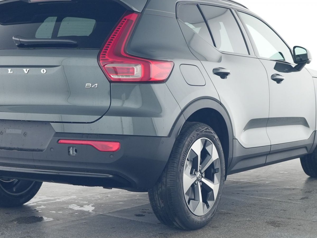 Volvo XC40 B4 Plus Dark Plus Dark 2WD  