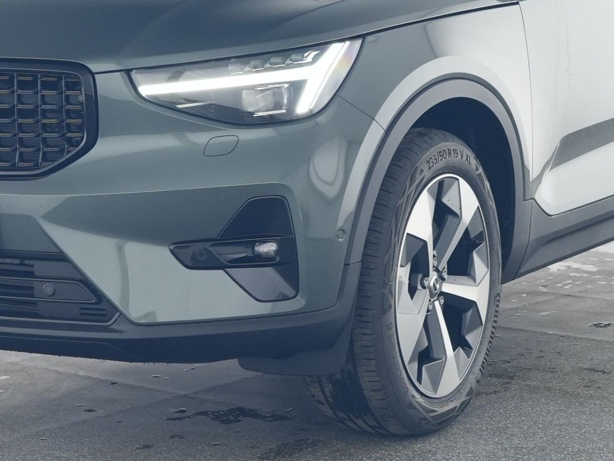 Volvo XC40 B4 Plus Dark Plus Dark 2WD  
