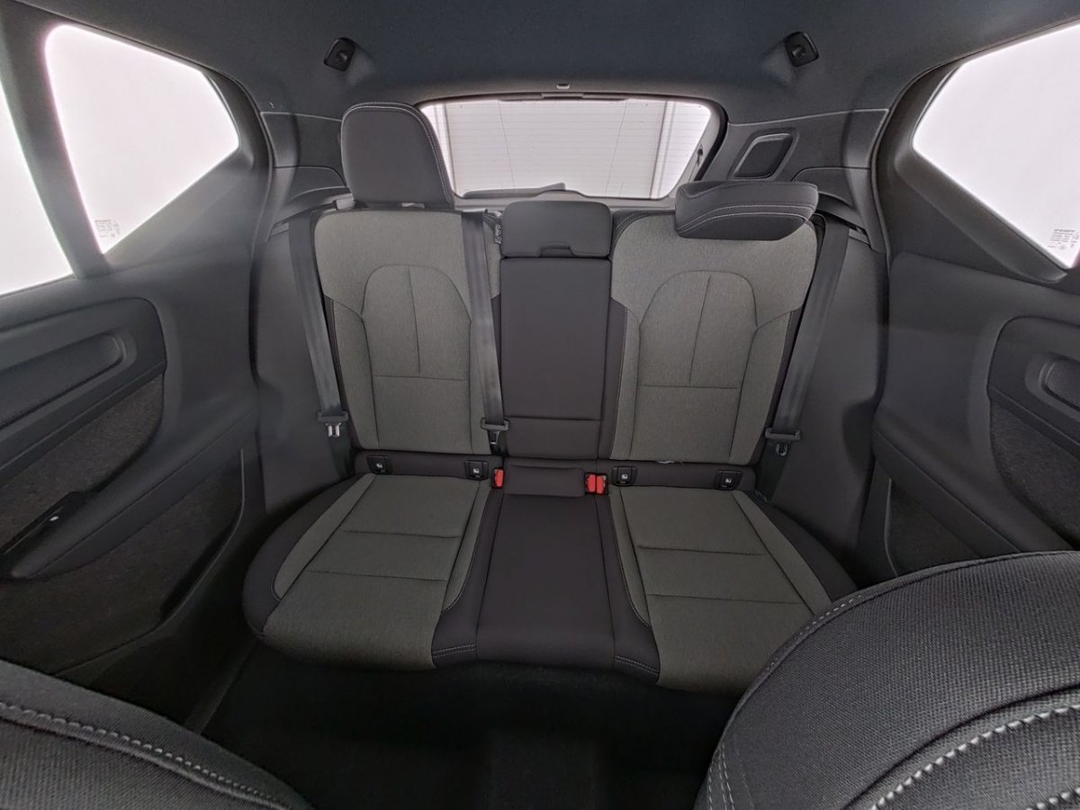 Volvo XC40 B4 Plus Dark Plus Dark 2WD  