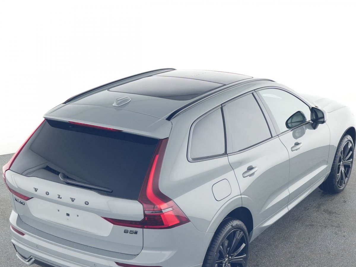 Volvo XC60 B5 Ultra Black Edition Ultra Black Edition AWD  