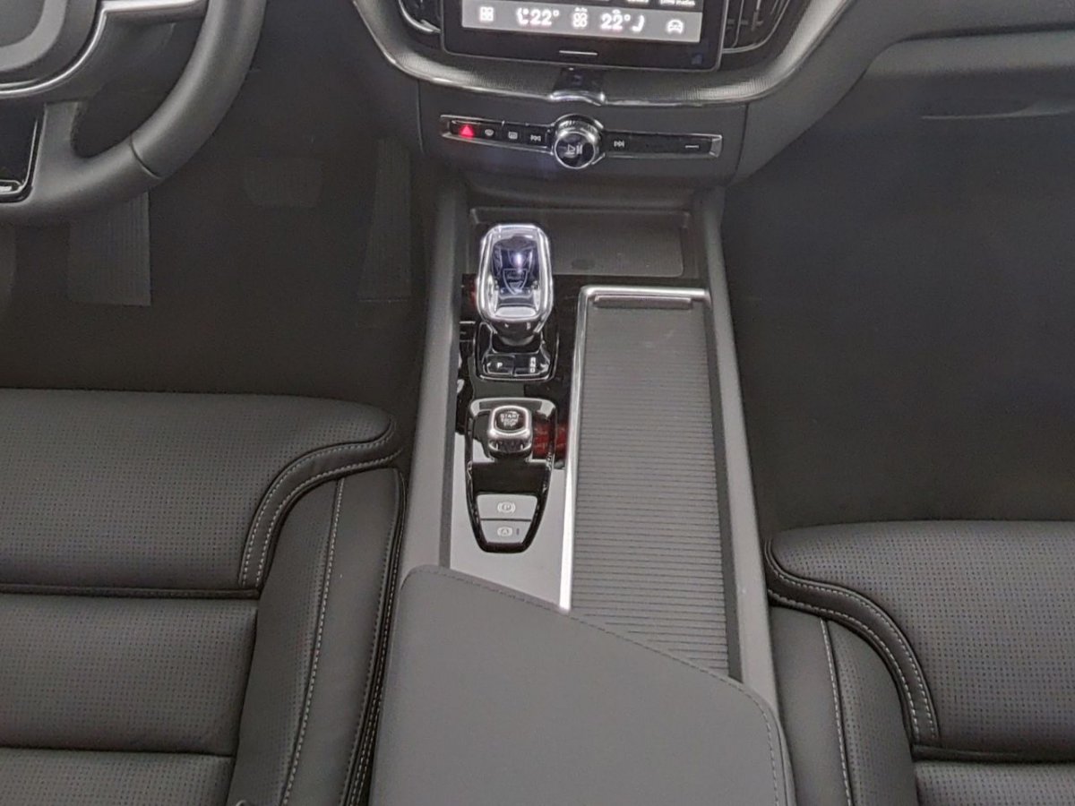 Volvo XC60 B5 Ultra Black Edition Ultra Black Edition AWD  