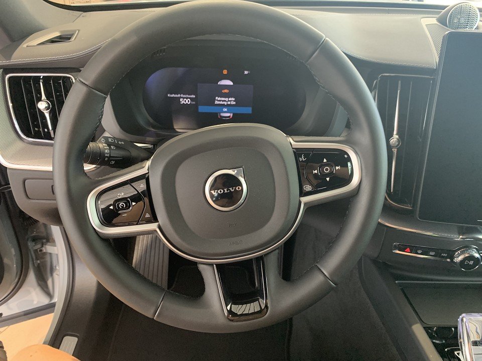 Volvo XC60 B5 Ultra Black Edition Ultra Black Edition AWD
