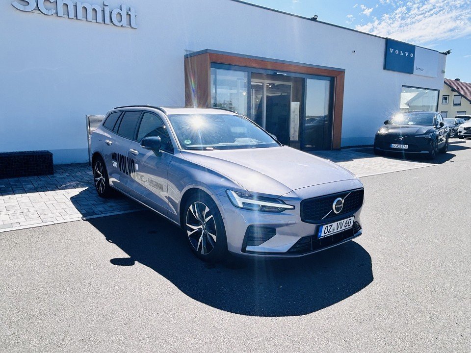 Volvo V60 B4 Plus Dark Plus Dark  
