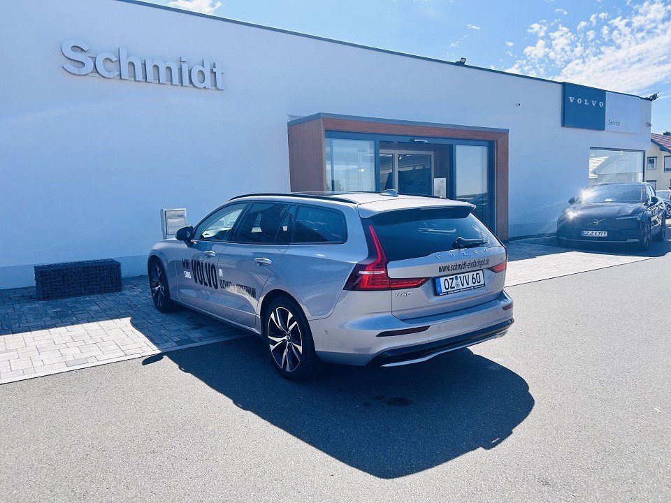 Volvo V60 B4 Plus Dark Plus Dark  