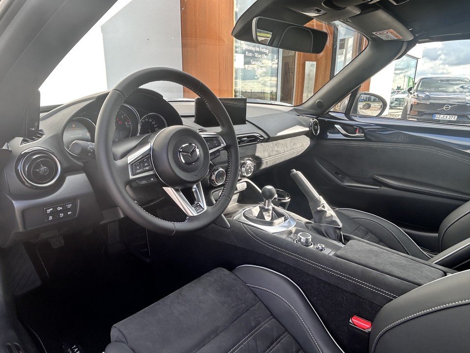 Mazda MX-5 1.5L SKYACTIV-G 136ps
